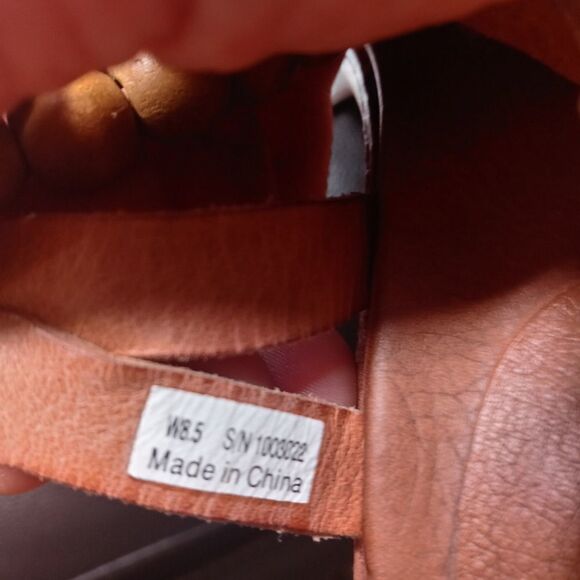 Ugg Naima platform sandals Cinnamon Bark Size 8.5 - Picture 10 of 10